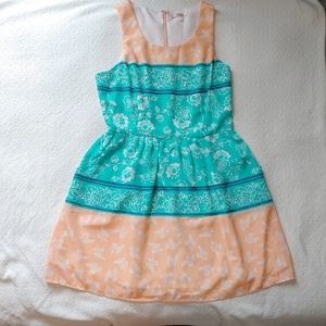 Dress w/pockets!